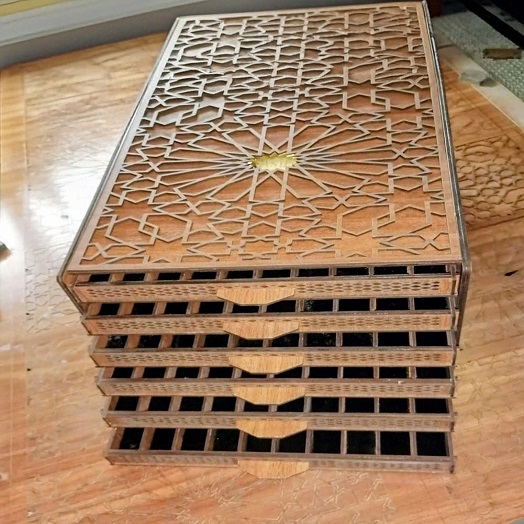 60 li tesbih dolabı 